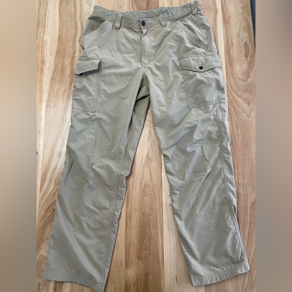 Duluth Trading Co Men’s 38x34 Nylon Cargo Pants Khaki Flex Waist Hiking